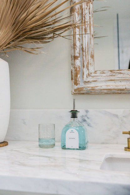 mouthwash & cup - reglassifly