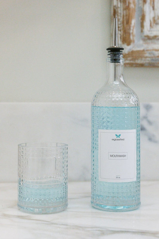 mouthwash & cup - reglassifly
